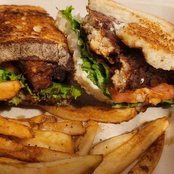 Off The Griddle - BLT and fries - Vegan Near Me - Portland, Oregon
