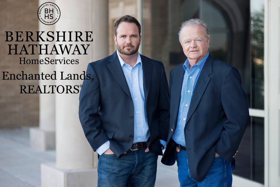 THE DAVIS TEAM BERKSHIRE HATHAWAY HOME SERVICES 501 North Main St, Roswell, New Mexico