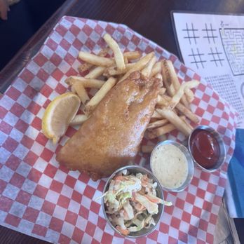 Howe Sound Inn & Brewing Co. - Fish n chips - Brewpubs Near Me - Squamish, British Columbia