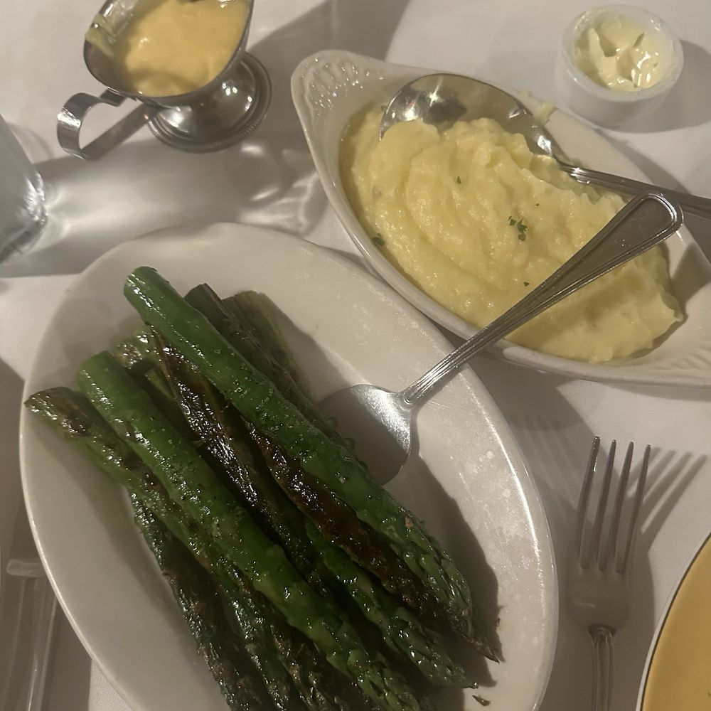 Cole's Chop House - Yukon Gold Mashed Potatoes and Grilled Asparagus - Steakhouses Near Me - Napa, California Cole's Chop House - Yukon Gold Mashed Potatoes and Grilled Asparagus - Steakhouses Near Me - Napa, California
