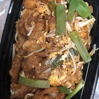 Monora Thai - Cerritos - Fish Pad Thai - Thai Near Me - Cerritos, California