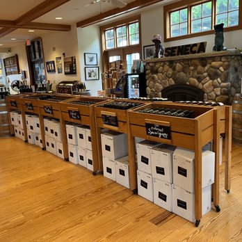 Fox Run Vineyards - a wine tasting room - Wineries Near Me - Penn Yan, New York Fox Run Vineyards - a wine tasting room - Wineries Near Me - Penn Yan, New York