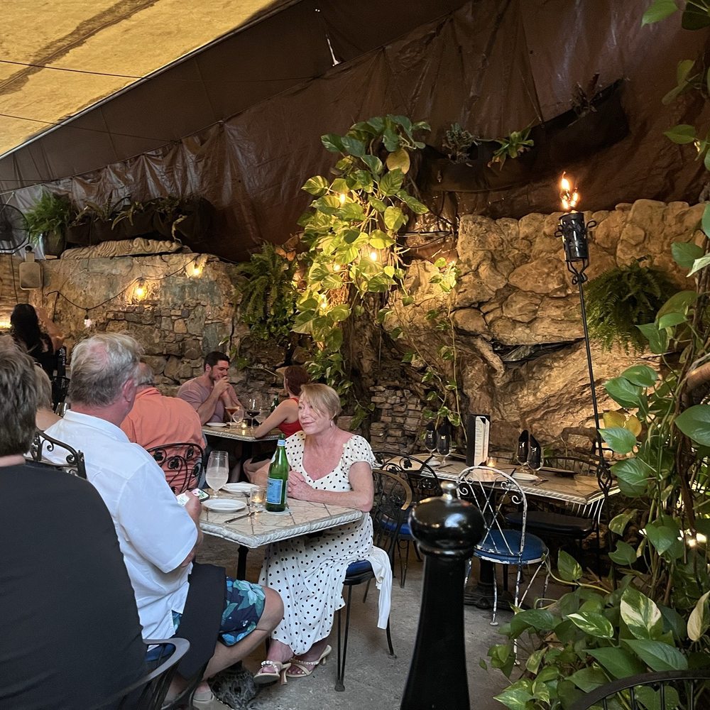 Savant - The courtyard ambience - Caribbean Near Me - Christiansted, Virgin Islands