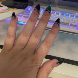 Revive Salon - Nails by Randi