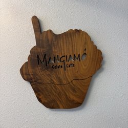 Mangiamo Gelato Caffe - Wall decor