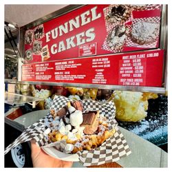 Center Street - Sugar Lane Dessert 2024 Festival