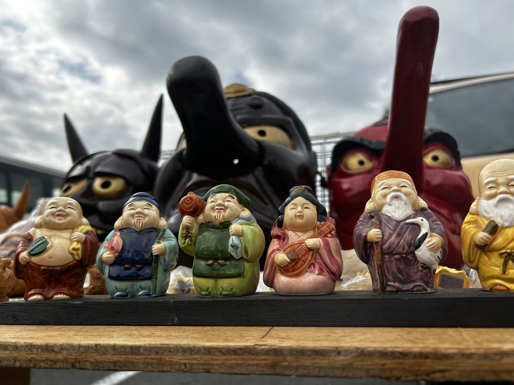 Ohi Racecourse Flea Market