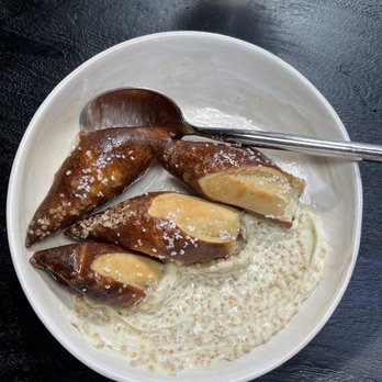 Chicago Winery - Pretzel Bites - Wineries Near Me - Chicago, Illinois