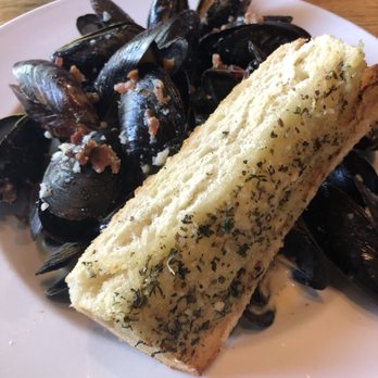 Angelo’s Taverna - Italian Near Me - Denver, Colorado
