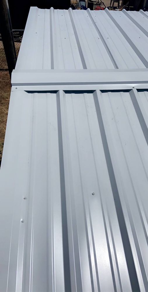 Slide of E&I Roofing & Welding Service