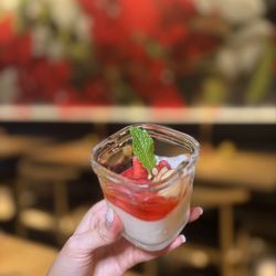Strawberry panna cotta