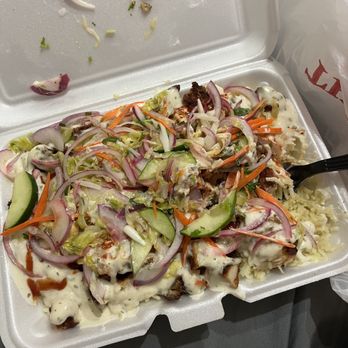 Bombay Kitchen - Chicken on rice platter - Food Trucks Near Me - Philadelphia, Pennsylvania