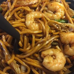 Hong Kong - Shrimp lo mein