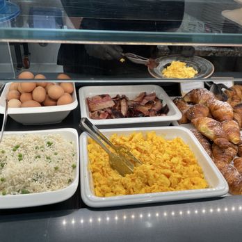 Prima Vista Lounge - Airport Lounges Near Me - Fiumicino, RM