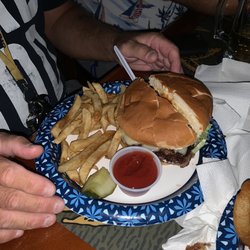Isle of Capri - Burger and fries - yum