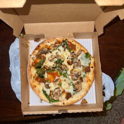 Magic Mushroom (8" Personal)