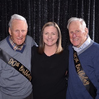 1000 Words - Photo Booth Rentals Near Me