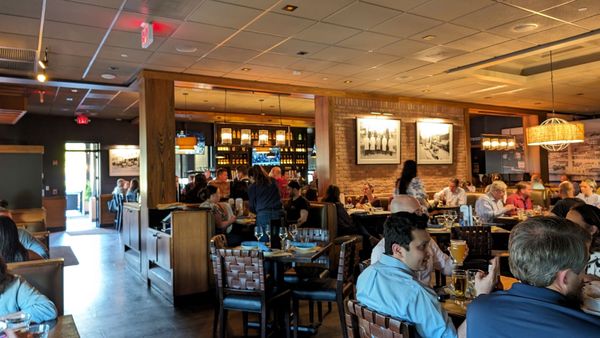 The LOCAL Kitchen & Drinks Waltham by null