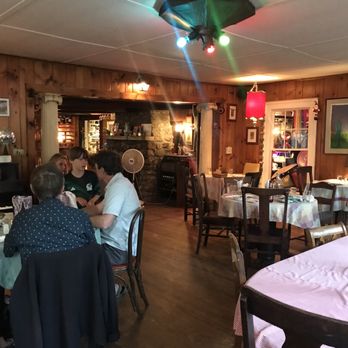 The Dream Away Lodge - Bars Near Me - Becket, Massachusetts