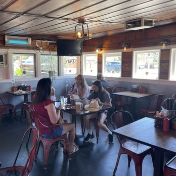 Picazo Cafe - Indoor seating - Delis Near Me - Sonoma, California Picazo Cafe - Indoor seating - Delis Near Me - Sonoma, California