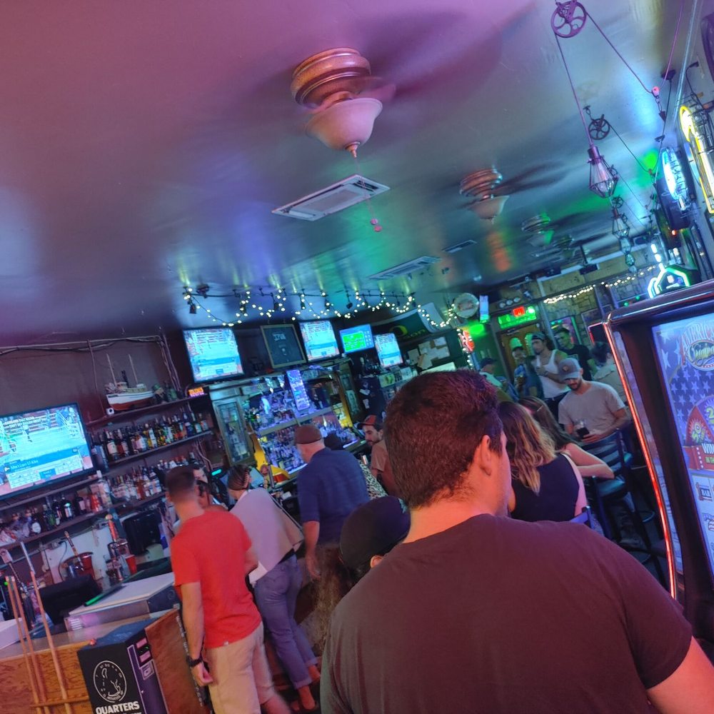 O'Ryans Irish Pub - people playing video games - Pubs Near Me - Ashland, Oregon O'Ryans Irish Pub - people playing video games - Pubs Near Me - Ashland, Oregon
