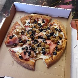 SAUSAGE, HAM, & OLIVES BEER-CRUST PIZZA GUYS!!!!! SAUSAGE, HAM, & OLIVES BEER-CRUST PIZZA GUYS!!!!!