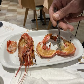 Cervejaria Ramiro - Prawn being prepared apart for us - Seafood Near Me - Lisbon, 11