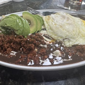Tata's Cafe - Breakfast & Brunch Near Me - Hawthorne, California
