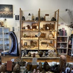Lemuria Crystal Shop - Haleiwa