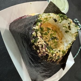 Onigiri Time - Spicy tuna with capers with the sauce cup removed. The sauce is great! - Street Vendors Near Me - Pasadena, California