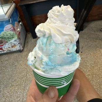 Sarah Jean's Ice Cream - Birthday cake (small) with whipped cream - Ice Cream & Frozen Yogurt Near Me - Marietta, Georgia Sarah Jean's Ice Cream - Birthday cake (small) with whipped cream - Ice Cream & Frozen Yogurt Near Me - Marietta, Georgia