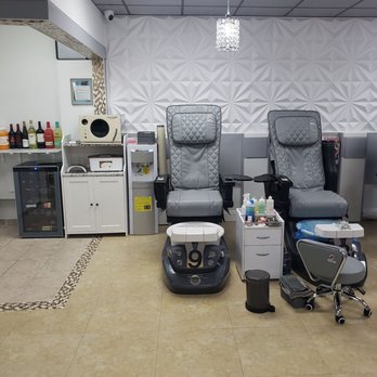 T Nails - New massage chairs - Nail Salons Near Me - Fort Lauderdale, Florida T Nails - New massage chairs - Nail Salons Near Me - Fort Lauderdale, Florida