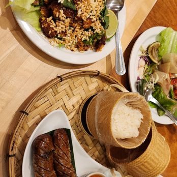 Lao Der - Nam khao and sausage - Laotian Near Me - Chicago, Illinois