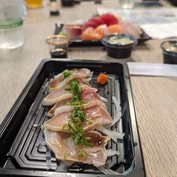 Currents - Carpaccio - Sushi Bars Near Me - Honolulu, Hawaii