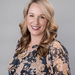Frontier Dermatology - Amy Classen, Master Esthetician