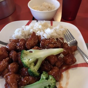 Indochin Vietnamese Restaurant - Sesame chicken - Vietnamese Near Me - Saint Paul, Minnesota
