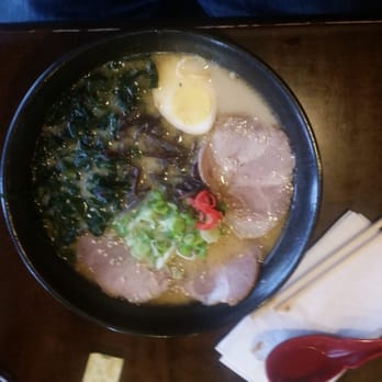 Kosuke - Tokotsu ramen with extra seaweed. A clasic. - Ramen Near Me - Alhambra, California