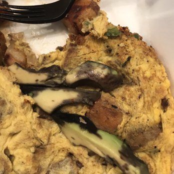 Carmela's on the Extension - Horrible experience!! - Breakfast & Brunch Near Me - Middletown, Connecticut