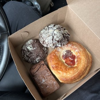 Le Petit Morceau - Strawberry Cheesecake danish, brown butter brownie, chocolate crinkle cookie - Bakeries Near Me - Richmond, Virginia