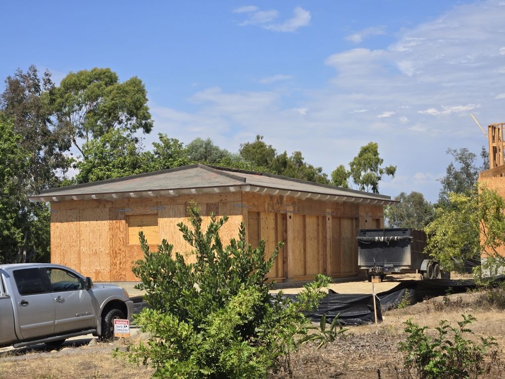 Slide of Califa Roofing