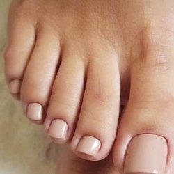Nails by Susan - Nude Beach Feet