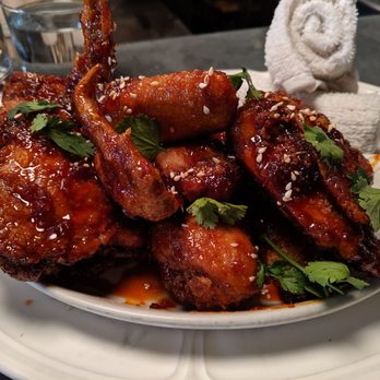 Au Cheval - Chicken wings - Bars Near Me - Chicago, Illinois Au Cheval - Chicken wings - Bars Near Me - Chicago, Illinois
