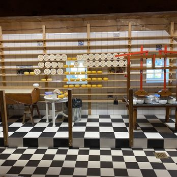 Catharina Hoeve Cheese Farm - Cheese Shops Near Me - Zaandam, New Hampshire