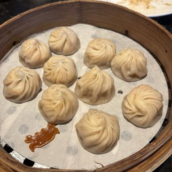Din Tai Fung - Crab & Kurobuta Pork Xiao Long Bao - Dim Sum Near Me - Anaheim, California