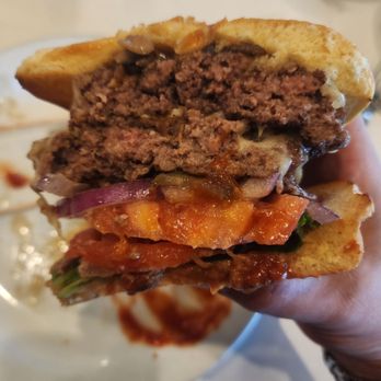 Denny's - I stay drooling looking at this picture. AWWW, Nom, Nom, Nom. Oh, lil' bit Ketchup on bottom bun was from Onion Rings I had on plate too ;^) - American Near Me - Kapolei, Hawaii