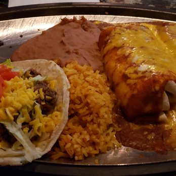 Javier's - Mexican Near Me - Arlington Heights, Illinois