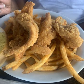 Morrow's - SEAFOOD PLATTER - Cajun/Creole Near Me - New Orleans, Louisiana Morrow's - SEAFOOD PLATTER - Cajun/Creole Near Me - New Orleans, Louisiana