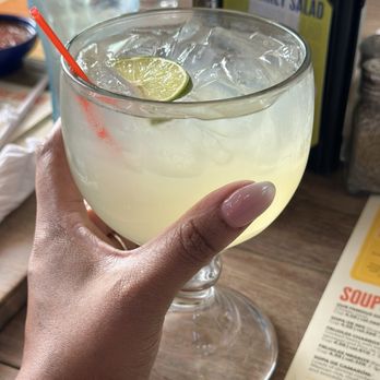 La Parrilla Mexican Restaurant - House Margarita - Seafood Near Me - Sandy Springs, Georgia