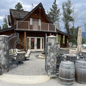 Heaven's Gate Estate Winery - Exterior - Wineries Near Me - Summerland, British Columbia Heaven's Gate Estate Winery - Exterior - Wineries Near Me - Summerland, British Columbia