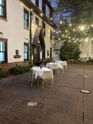 Seven Gables Inn, St. Louis West, a Tribute Portfolio Hotel by null